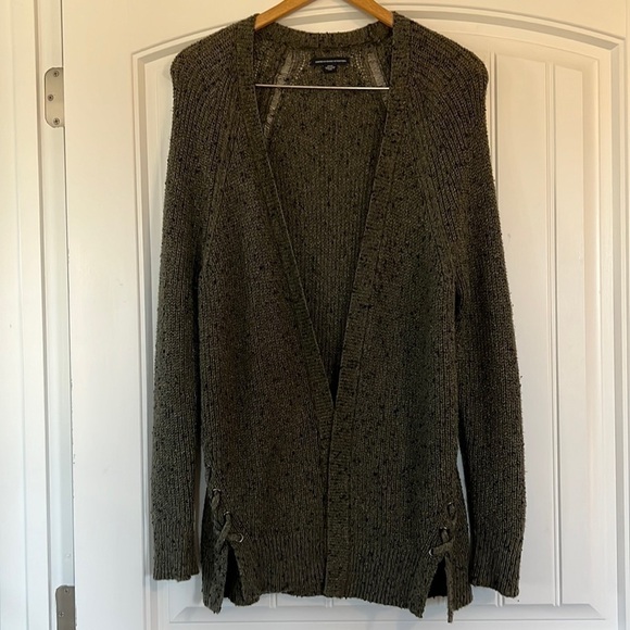 American Eagle Cardigan Sweater - Picture 1 of 6